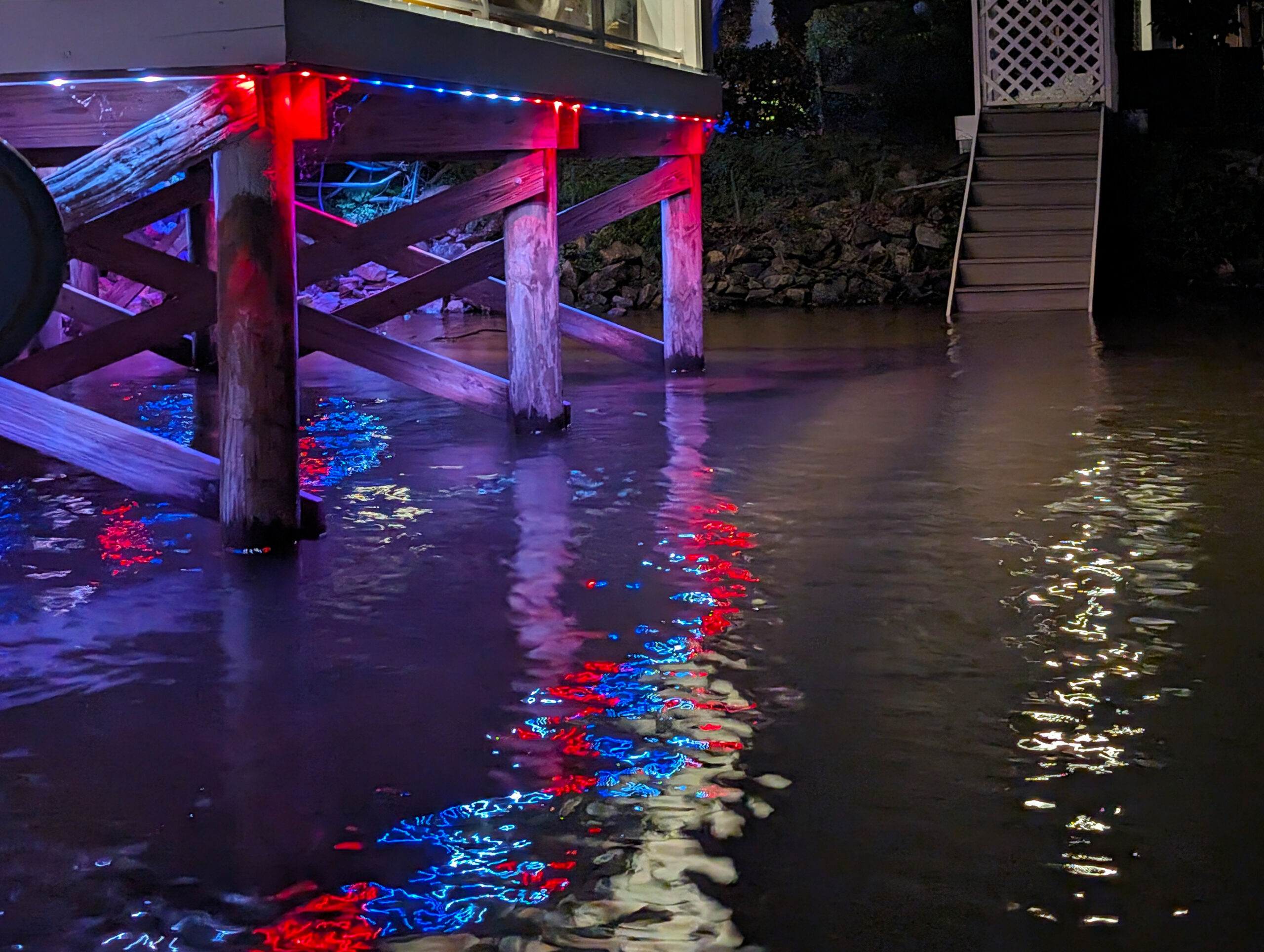 luxelights-dock-american
